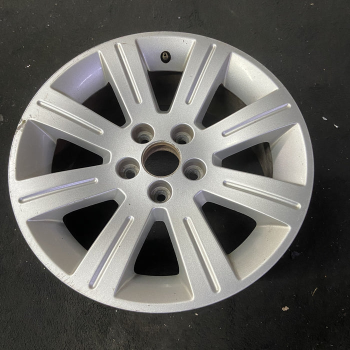 17" FLEX 09-12 17x7.5 , Original OEM Wheel Rim - Close-Up Detail