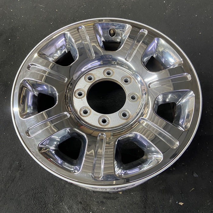 20" FORD F250SD PICKUP 12-16 20x8 , 7 spoke Original OEM Wheel Rim - Close-Up Detail