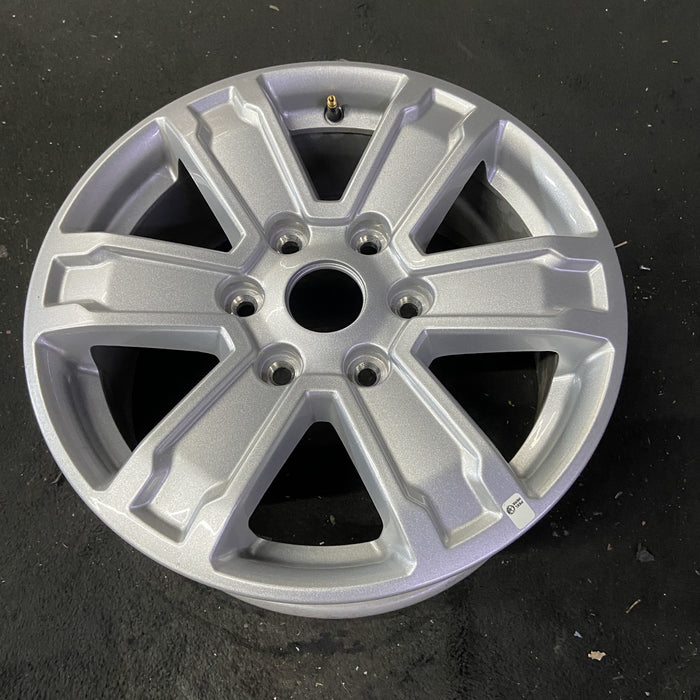 17" RANGER 24-25 17x7.5, , single spoke Original OEM Wheel Rim - Close-Up Detail