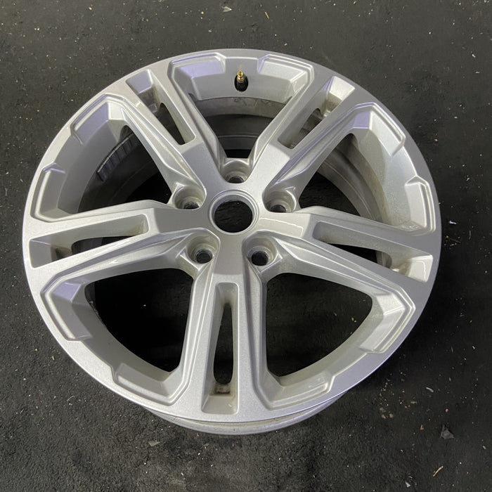 17" TERRAIN 18-21 17x7 Original OEM Wheel Rim - Close-Up Detail
