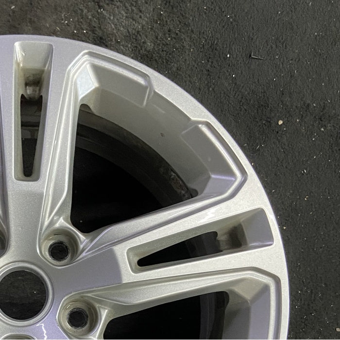 17" TERRAIN 18-21 17x7 opt RSB Original OEM Wheel Rim - Close-Up Detail