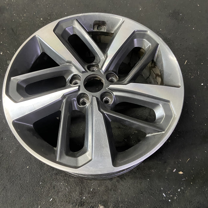 18" KONA 18 18x7.5 Original OEM Wheel Rim - Close-Up Detail