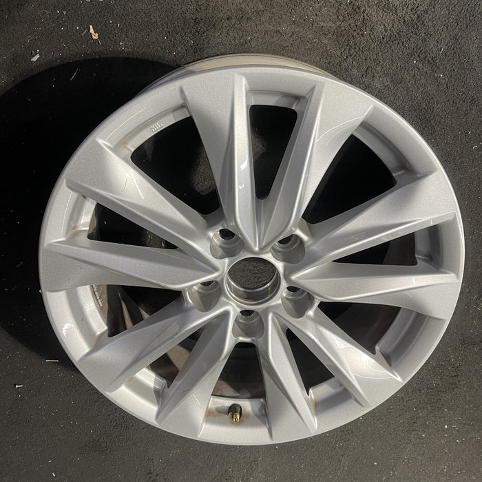 17" COROLLA CROSS 22 17x6.5, alloy Original OEM Wheel Rim - Close-Up Detail