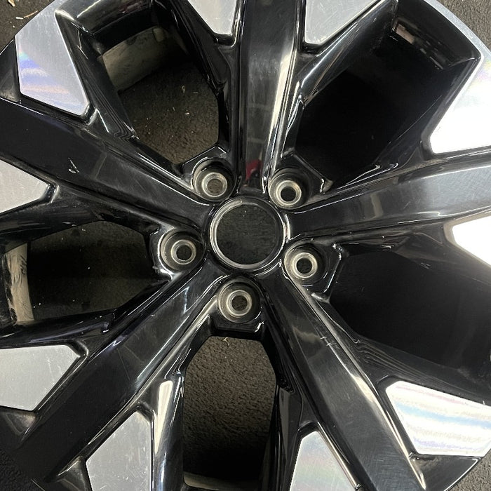 19" SPORTAGE 23-24 gasoline 19x7.5 5 spoke single spoke Original OEM Wheel Rim - Angle View