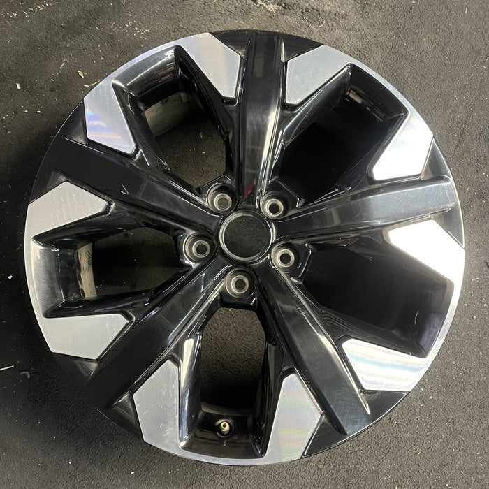 19" SPORTAGE 23-24 gasoline, 19x7.5 , single spoke Original OEM Wheel Rim - Angle View