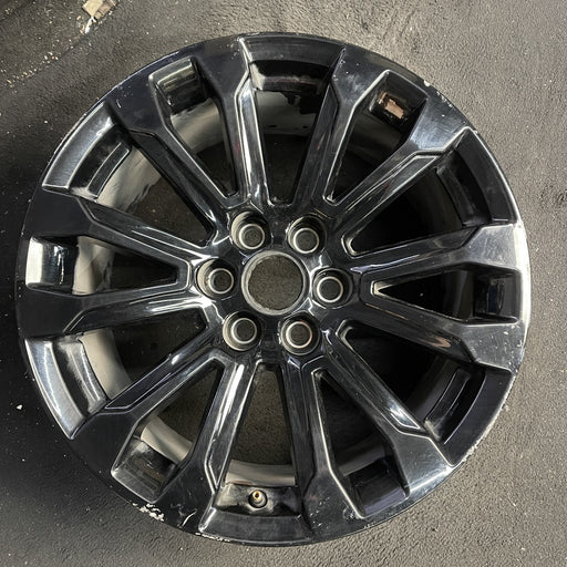 18" CANYON 21-22 18x8.5 Original OEM Wheel Rim - Angle View