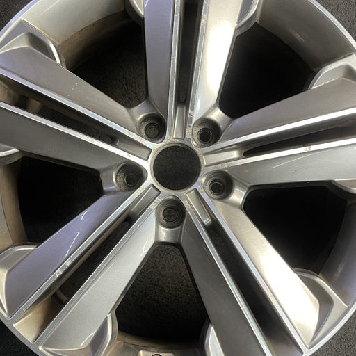 19" SANTA FE 13-16 19x7.5 alloy 10 spoke 3.3L LWB Original OEM Wheel Rim - Angle View