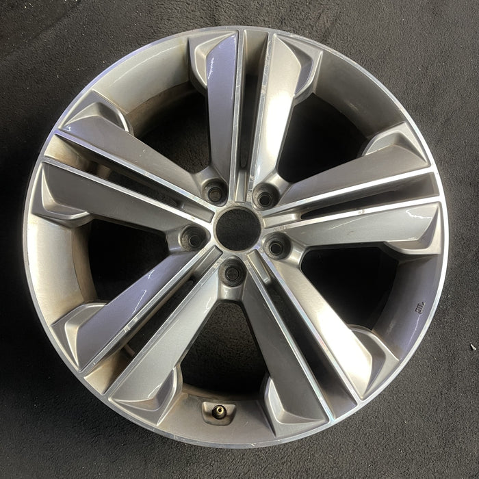 19" SANTA FE 13-16 19x7.5 , 3.3L , w/o Original OEM Wheel Rim - Angle View