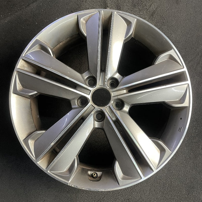 19" SANTA FE 13-16 19x7.5 alloy 10 spoke 3.3L LWB Original OEM Wheel Rim - Additional View
