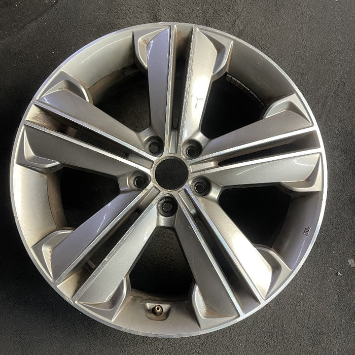 19" SANTA FE 13-16 19x7.5 alloy 10 spoke 3.3L LWB Original OEM Wheel Rim - Additional View