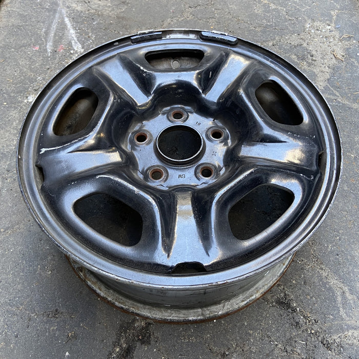 15" TACOMA 05-13 15x6 , 5 hole Original OEM Wheel Rim - Close-Up Detail