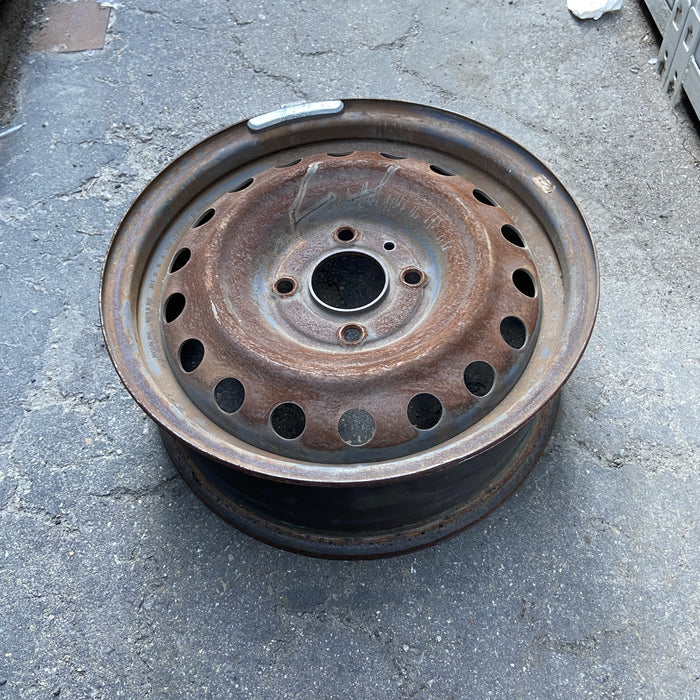 15" VERSA 07-11 15x5.5, steel Original OEM Wheel Rim - Side Profile
