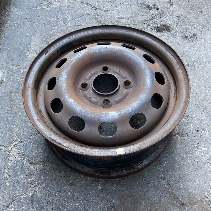 14" CONTOUR 95-97 14x5.5, steel Original OEM Wheel Rim - Side Profile