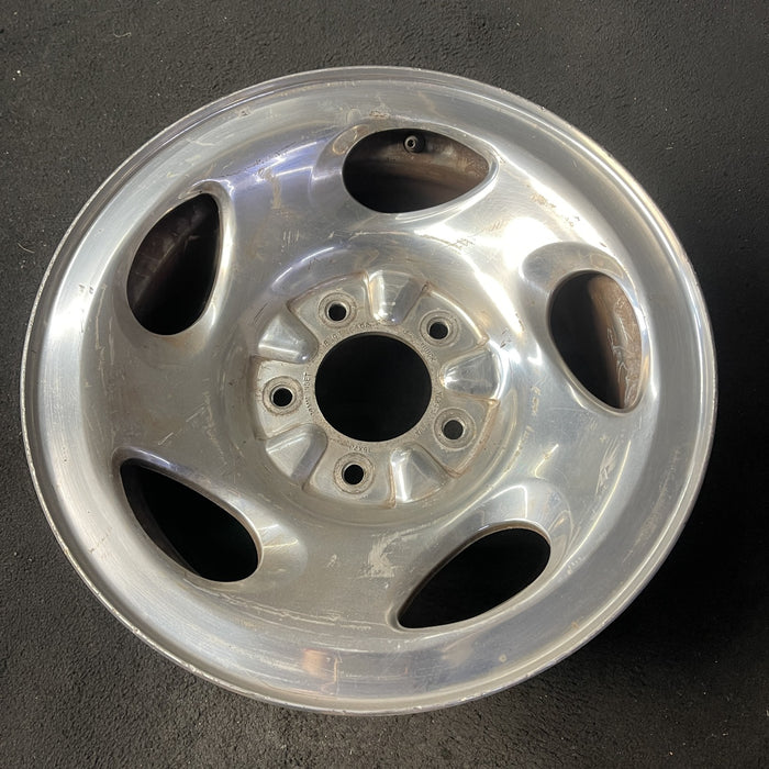 16" FORD F150 PICKUP 00 12mm lugs , 16x7, aluminum, 5 ovals spokes Original OEM - Close-Up Detail