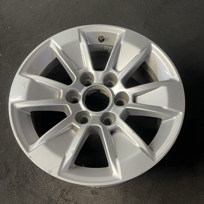 17" SIERRA 1500 PICKUP 19 , 17x8, alloy Original OEM Wheel Rim - Close-Up Detail