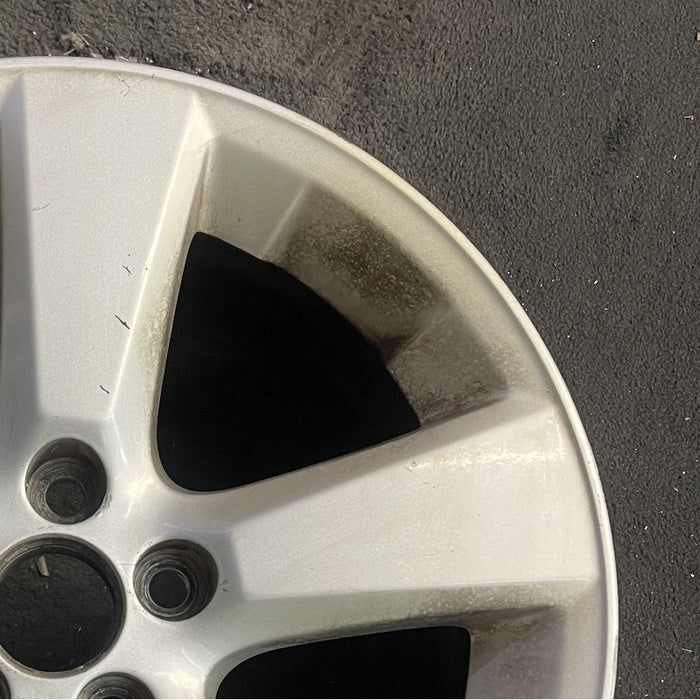 18" LEXUS RX330 04-06 alloy 18x7 5 spoke w/o dark gray surround Original OEM - Close-Up Detail