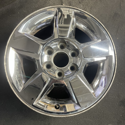 18" AVALANCHE 1500 09-10 18x8", , exposed lug nuts Original OEM Wheel Rim - Angle View