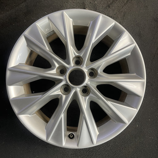 17" LEXUS ES300H 13-15 17x7 Original OEM Wheel Rim - Angle View