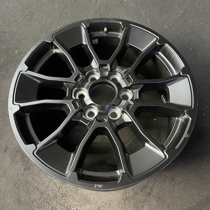20" SEQUOIA 24-25 20x8.5, 6 Y spoke, black Original OEM Wheel Rim - Close-Up Detail