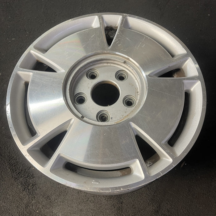 15" CIVIC 06-11 15x6, alloy , w/vented spoke Original OEM Wheel Rim - Close-Up Detail