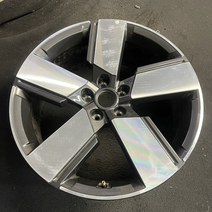 20" SANTA FE 24-25 gasoline, 20x8.5 Original OEM Wheel Rim - Side Profile