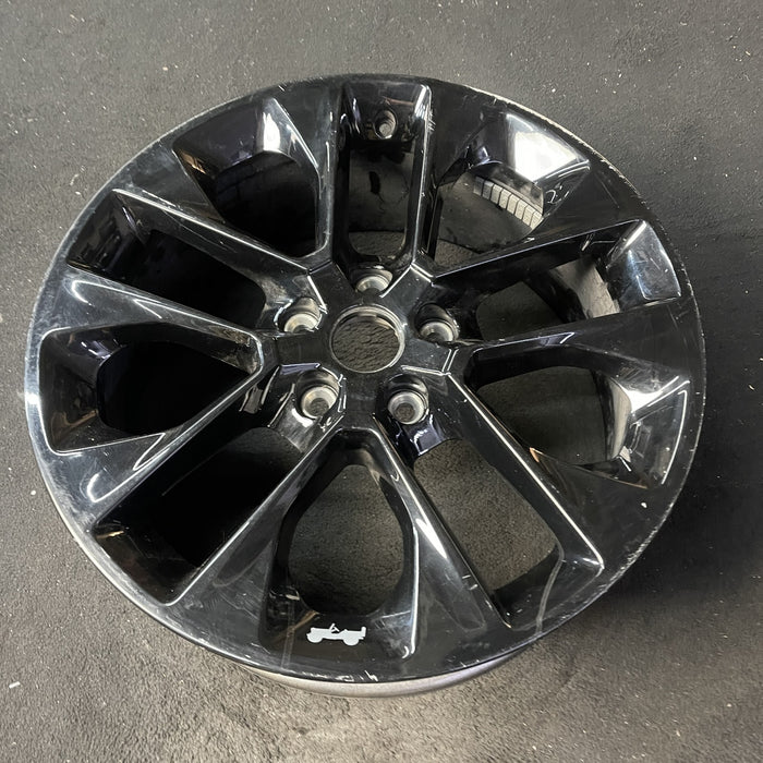 20" GLADIATOR 21-22 20x8, Original OEM Wheel Rim - Close-Up Detail