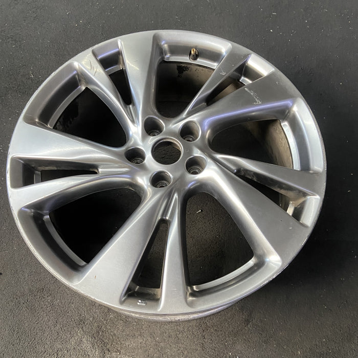 20" INFINITI JX35 13 20x7.5 , Original OEM Wheel Rim - Close-Up Detail
