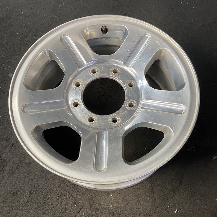 18" FORD F250SD PICKUP 05 18x8 , 5 spoke , aluminum Original OEM Wheel Rim - Close-Up Detail
