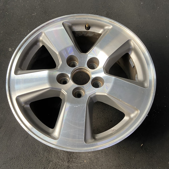 17" PILOT 09-11 17x7.5, alloy, 5 spoke Original OEM Wheel Rim - Close-Up Detail