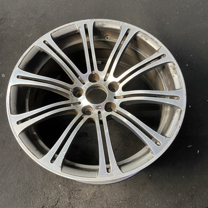 19" BMW M3 08-13 19x8.5 , Original OEM Wheel Rim - Close-Up Detail