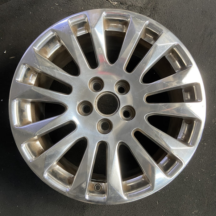 18" CTS 10 18x8.5 , 14 spoke, polished Original OEM Wheel Rim - Angle View