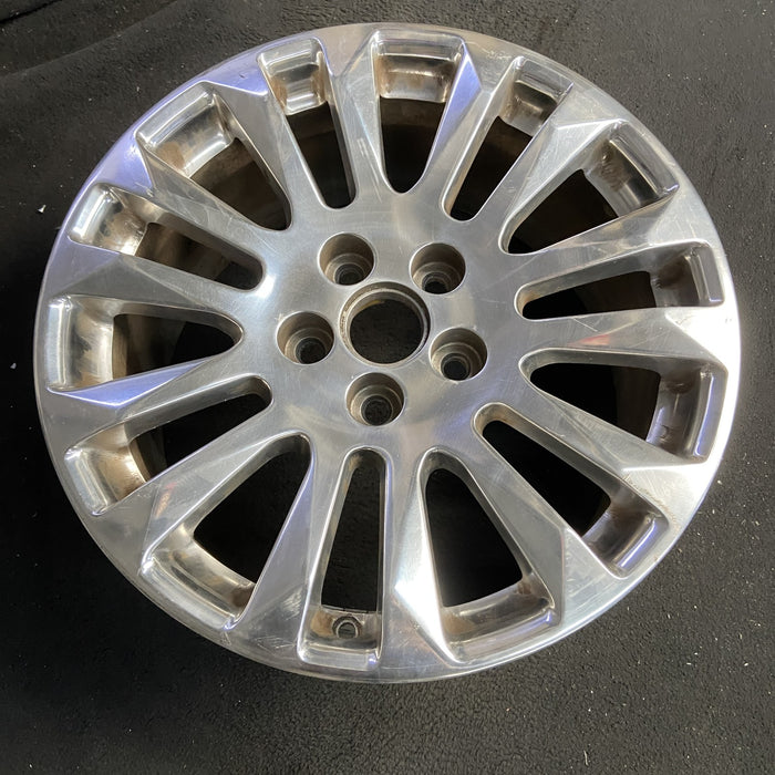 18" CTS 10 18x8.5 , 14 spoke, polished Original OEM Wheel Rim - Side Profile