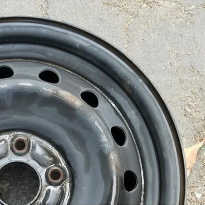 16" CIVIC 06-07 16x6.5 steel Original OEM Wheel Rim - Close-Up Detail