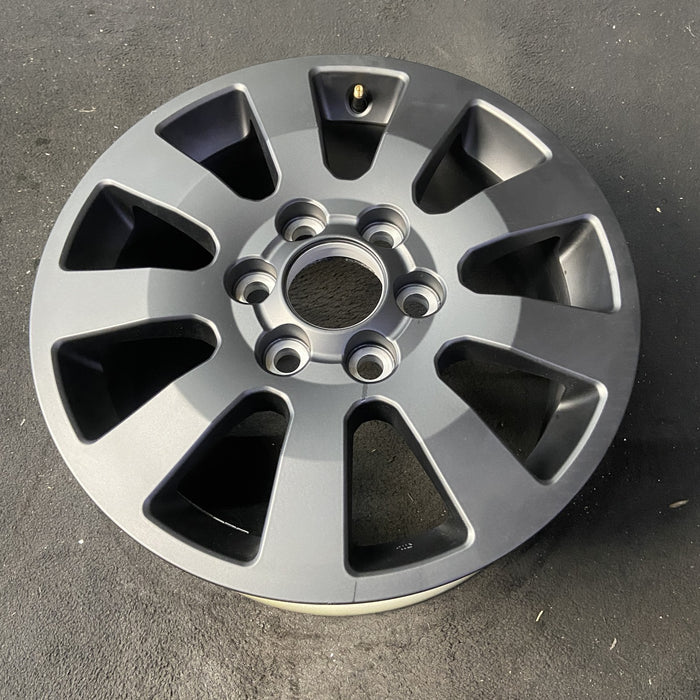 18" LAND CRUISER 24-25 18x7.5 Original OEM Wheel Rim - Close-Up Detail