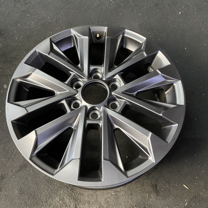 20" LAND CRUISER 24-25 20x7.5 Original OEM Wheel Rim - Close-Up Detail