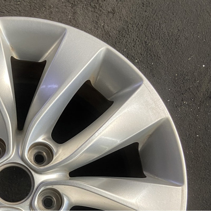 17" OPTIMA 16 17x7 alloy 10 spoke Original OEM Wheel Rim - Close-Up Detail