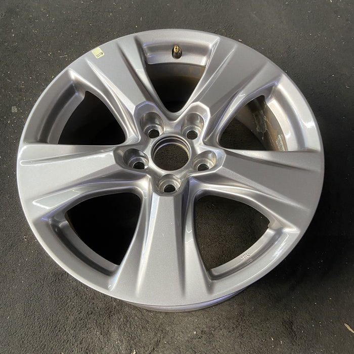 17" RAV4 19-25 17x7, alloy , silver Original OEM Wheel Rim - Close-Up Detail