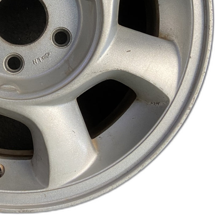 15" THUNDERBIRD 93 15x6.5 alloy 7 spoke L. Original OEM Wheel Rim - Close-Up Detail