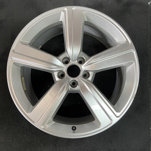 20" E-TRON 19 20x9 Original OEM Wheel Rim - Front View