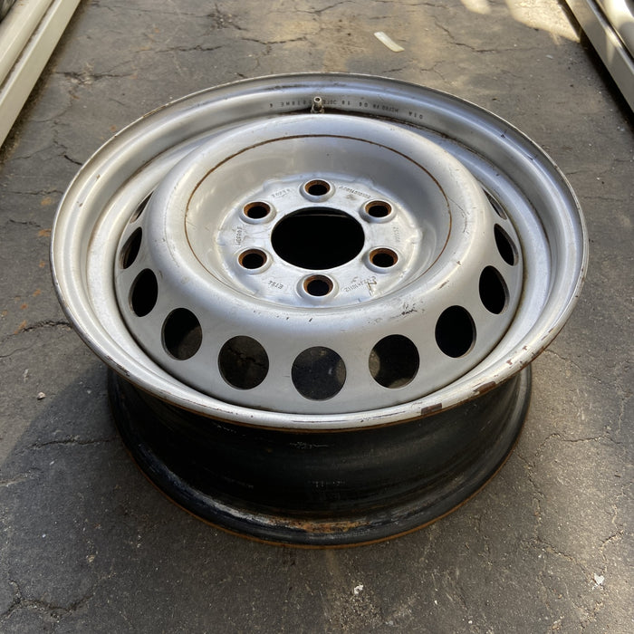16" SPRINTER 2500 07-09 , steel Original OEM Wheel Rim - Close-Up Detail