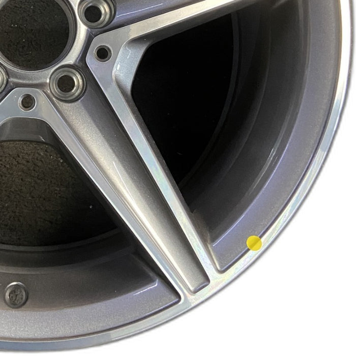 18" MERCEDES C-CLASS 15 205 Type; Sdn C400 5 spoke 18x8.5 gray accents Original - Close-Up Detail