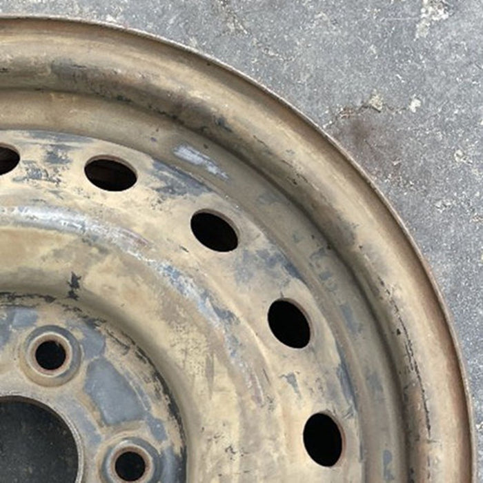 15" ISUZU OASIS 96-99 15x6, steel Original OEM Wheel Rim - Close-Up Detail
