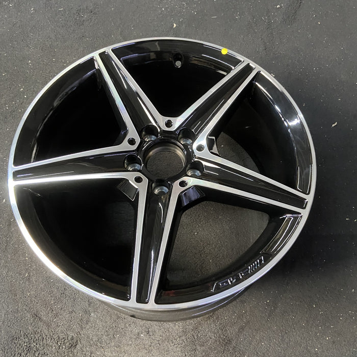 18" MERCEDES C-CLASS 15 205 Type; , C400, 5 spoke, 18x8.5, black accents - Close-Up Detail