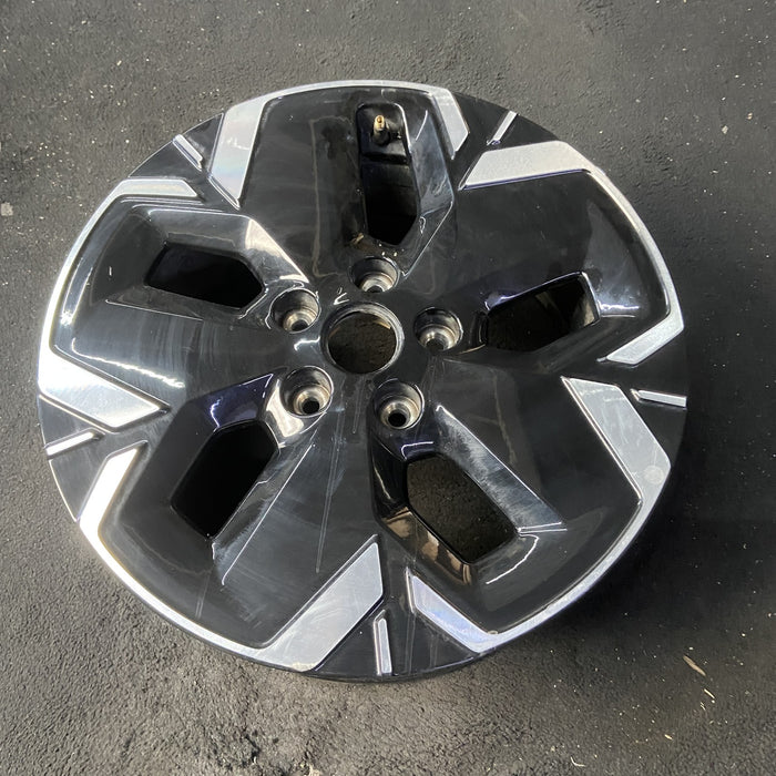 17" NIRO EV 23-25 Original OEM Wheel Rim - Close-Up Detail