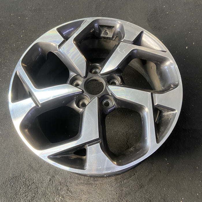 17" SPORTAGE 21-22 17x7 , w/o Original OEM Wheel Rim - Close-Up Detail