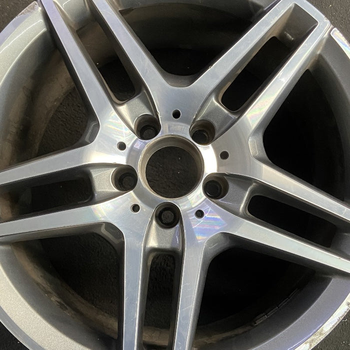 18" MERCEDES E-CLASS 16 212 Type Sdn E350 18x9 10 spoke 5 pairs AMG logo - Angle View