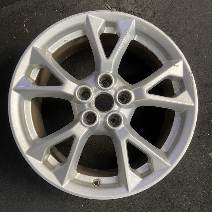 18" MAXIMA 12-14 18x8 alloy 5 V spokes flat spoke bright silver Original OEM - Front View