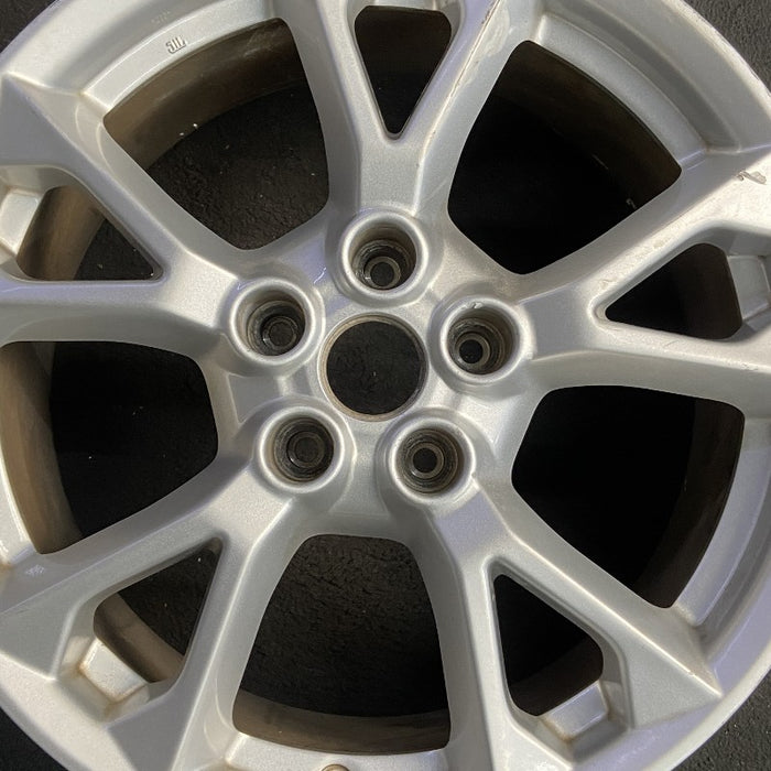 18" MAXIMA 12-14 18x8 alloy 5 V spokes flat spoke bright silver Original OEM - Angle View
