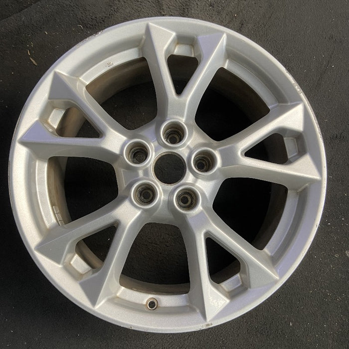 18" MAXIMA 12-14 18x8 alloy 5 V spokes flat spoke bright silver Original OEM - Additional View