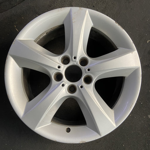 18" BMW X5 07-13 18x8.5 , 5 spoke, flat spoke Original OEM Wheel Rim - Angle View